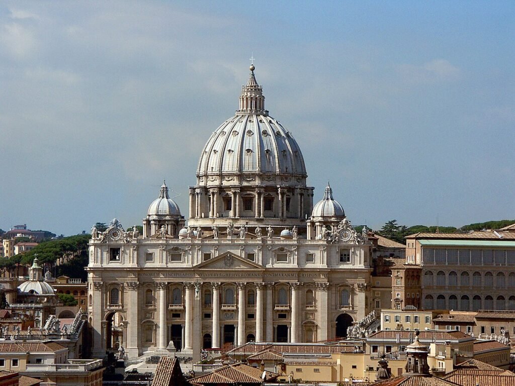 Basilica-di-San-Pietro-in-Vaticano.jpg