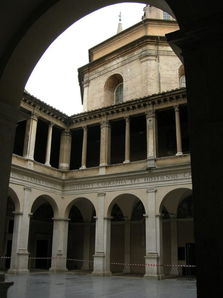 Chiostro-del-Bramante.jpg