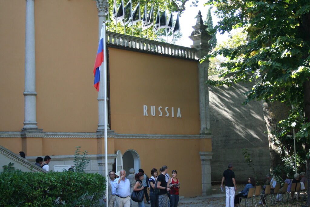 A Bienal de Veneza - Pavilhão da Rússia