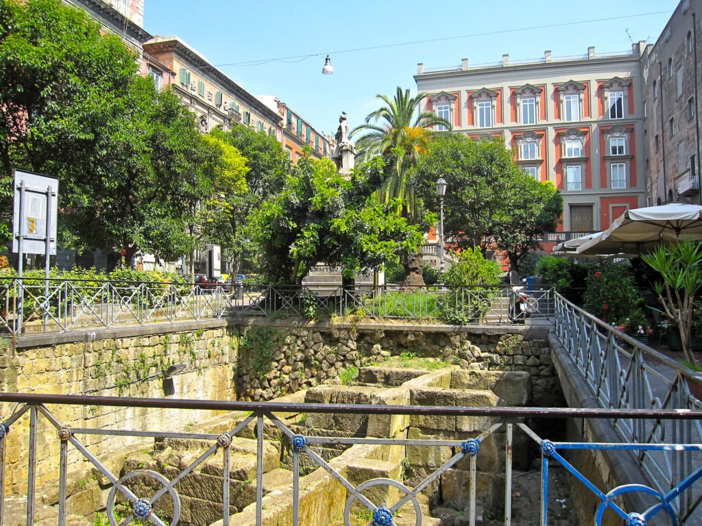 Praça Bellini